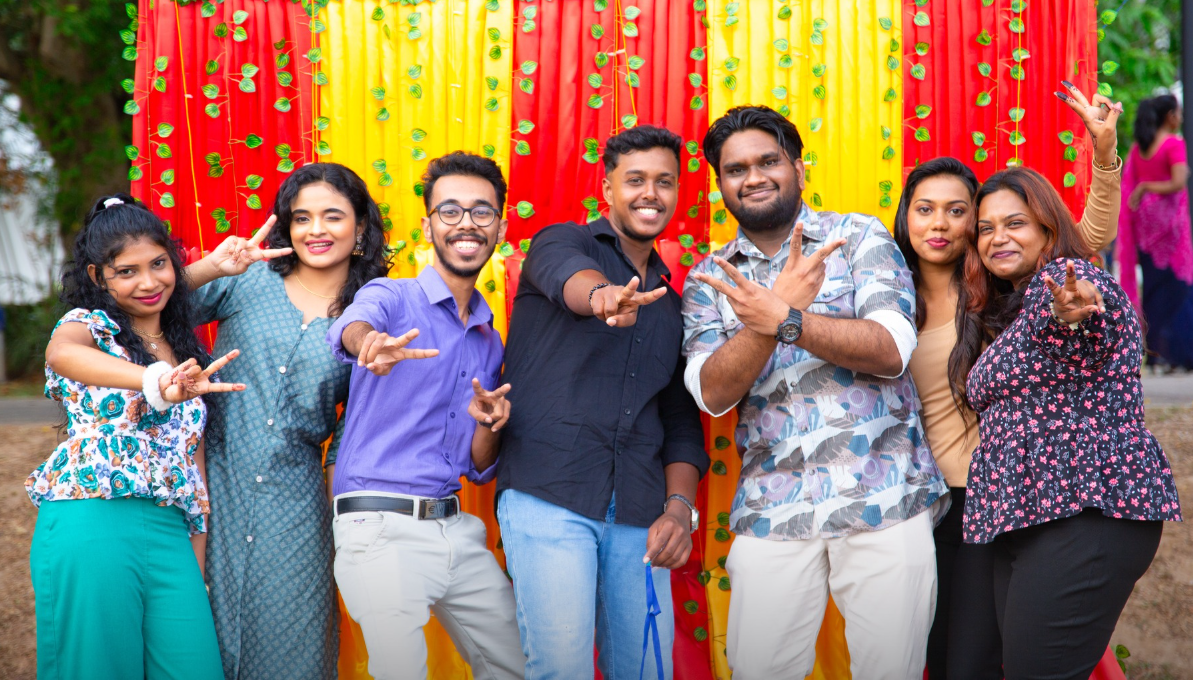 𝐁𝐨𝐥𝐥𝐲𝐛𝐚𝐬𝐡 𝟐𝟎𝟐𝟔